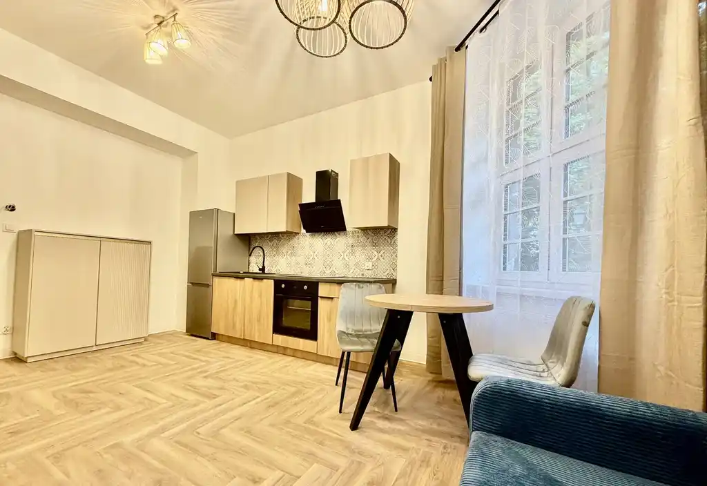 Wyjątkowe 2 pokojowe mieszkanie Bielsko-Biała, ul. Parkowa - zdjęcie 7