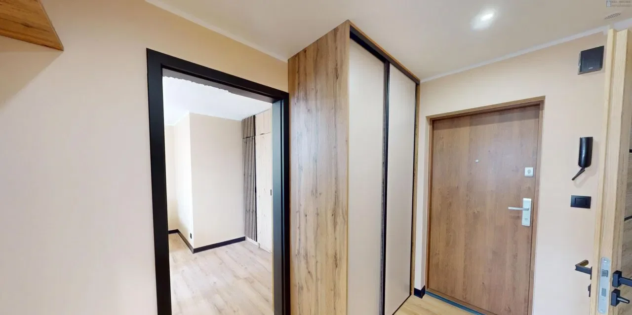 Po generalnym remoncie | balkon | centrum Gliwic – - zdjęcie 8
