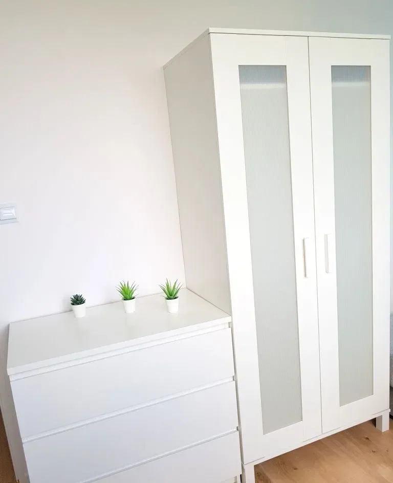 Do wynajęcia pokój jednoosobowy. WSIIZ GALERIA 10 minut pieszo - zdjęcie 3