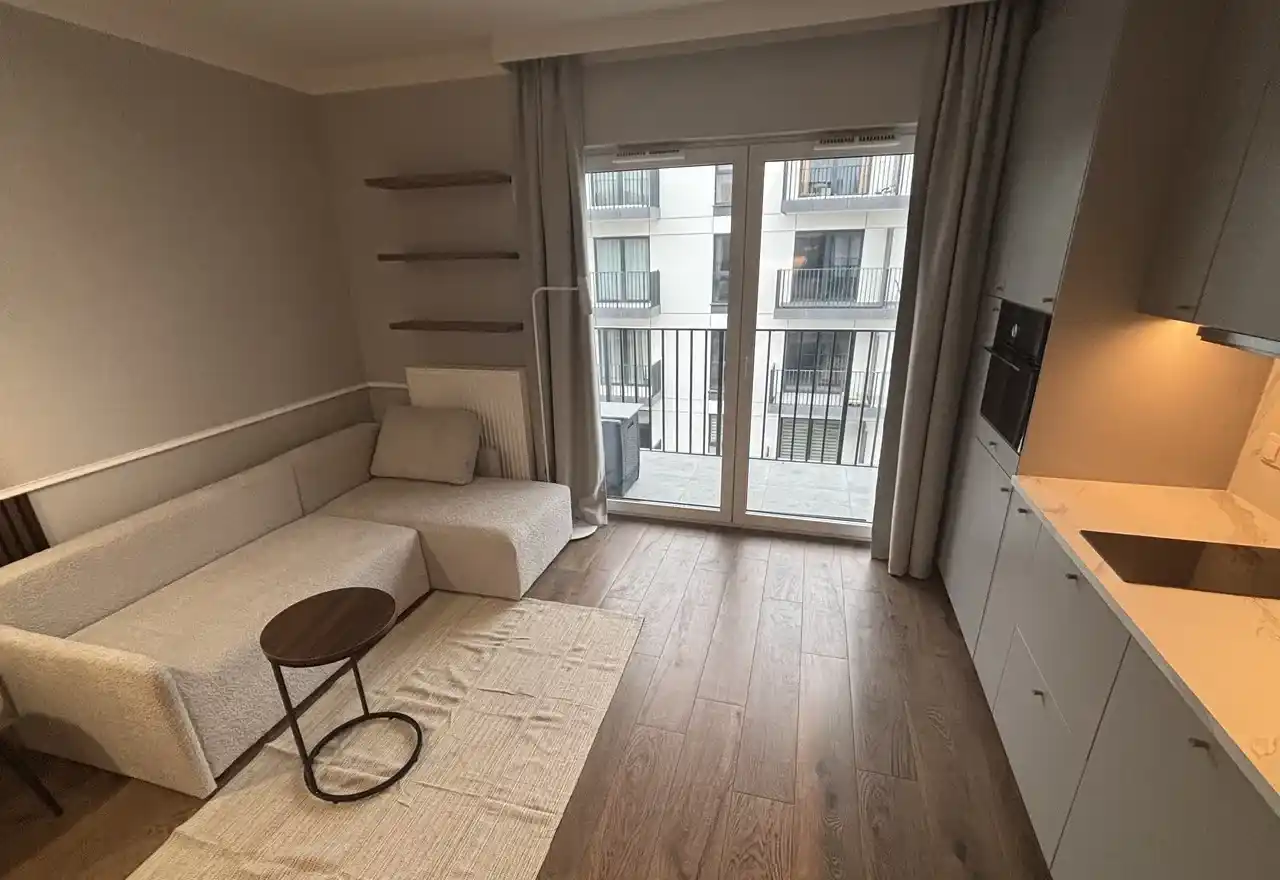 APARTAMENT w ŚRÓDMIEŚCIU! WYSOKI STANDARD Z BALKONEM! PIERWSZY NAJEMCA - zdjęcie 6