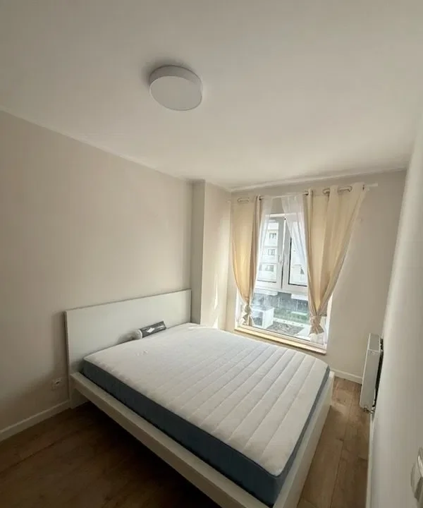 Nowe mieszkanie z garażem w Poznaniu (Winogrady) - zdjęcie 8