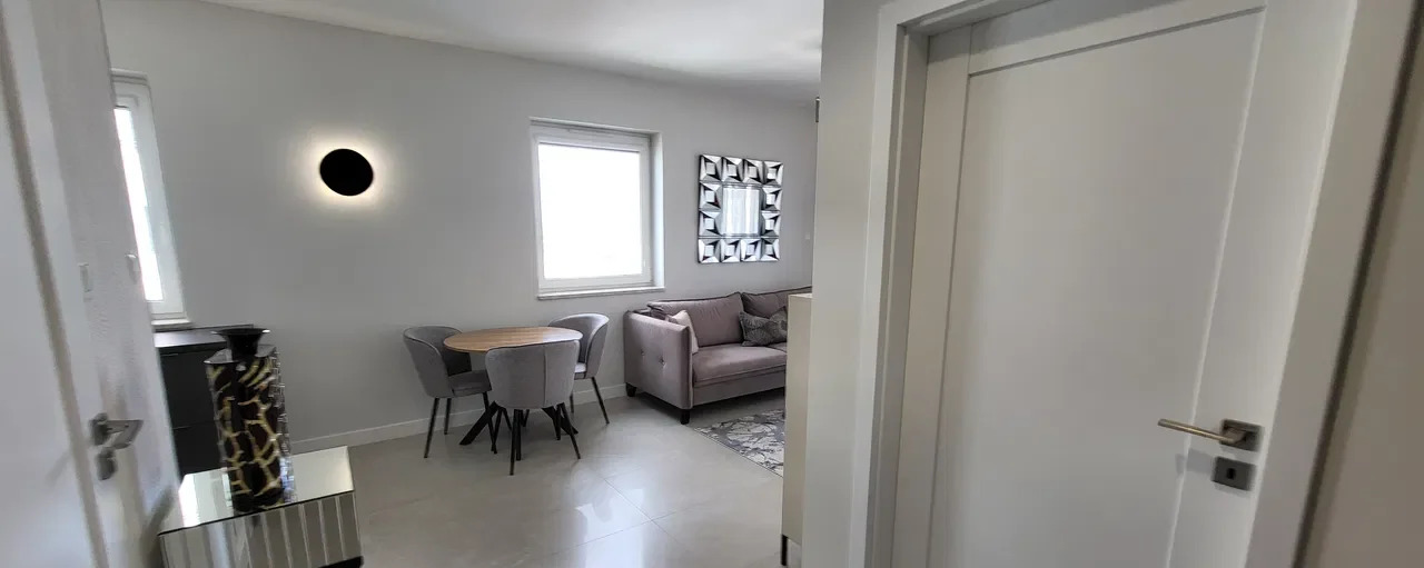 Nowoczesne 2-pokojowe z tarasem i garażem *Apartamenty Jagiellońskie* - zdjęcie 2