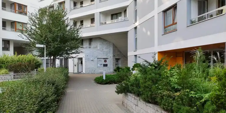 Słodowiec dwupokojowe z komórką i garażem - zdjęcie 8