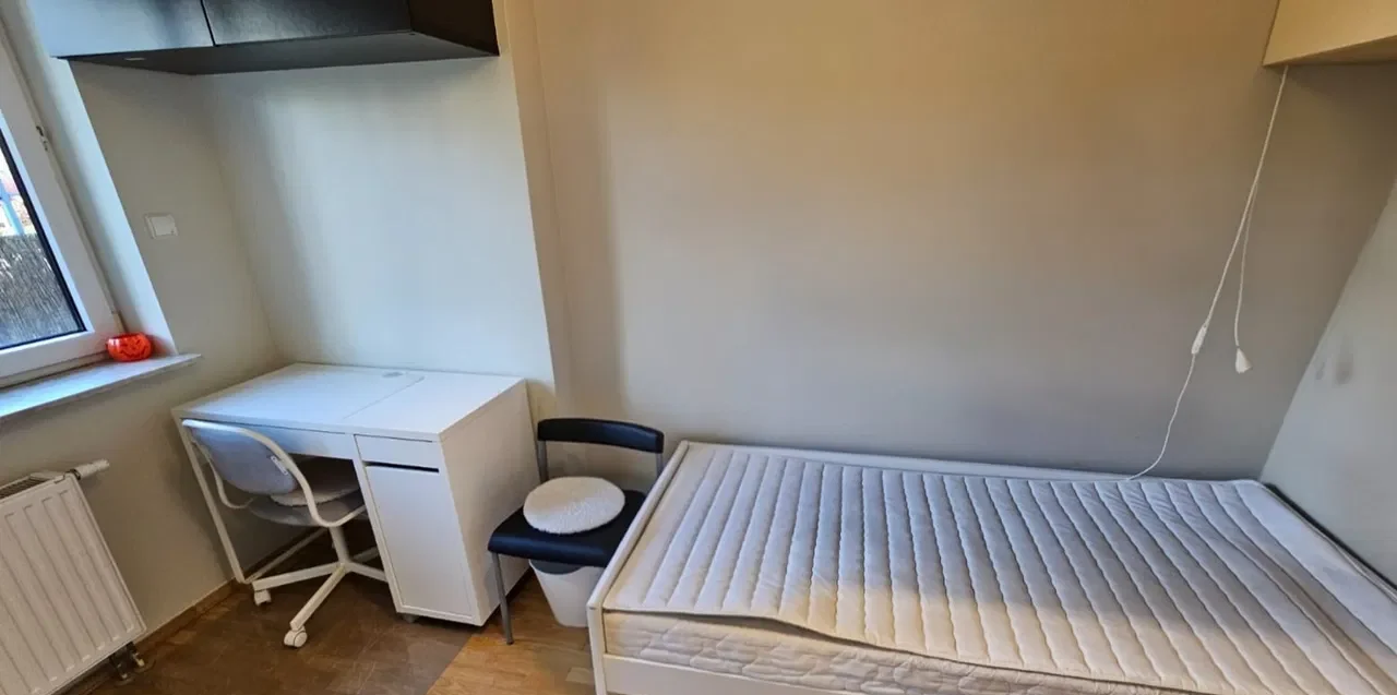 PREMIUM duży pokój! METRO. Tylko 3 pokoje w mieszkaniu! - zdjęcie 2
