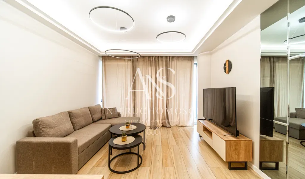 Apartament na wynajem w centrum - zdjęcie 2