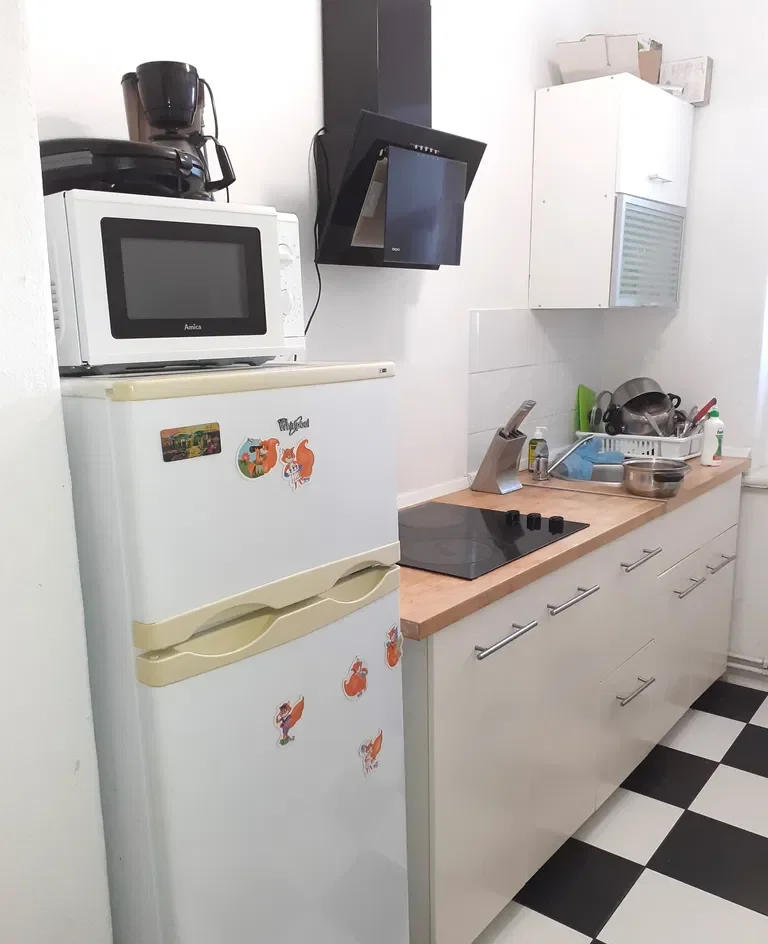 Pokój z balkonem na Piątkowie dla studentki - zdjęcie 3