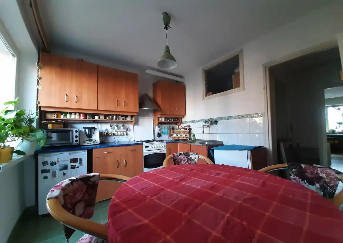 słoneczne dwupokojowe z ogródkiem za oknem - zdjęcie 6