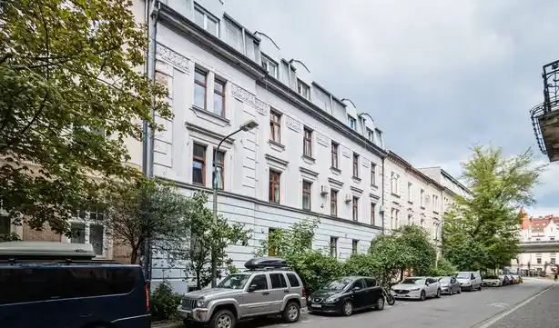 Zwierzakolubna kawalerka na Starym Mieście - zdjęcie 10