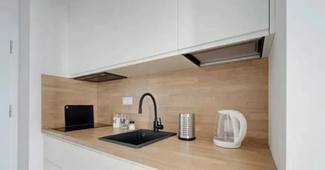 Kawalerka z klimatyzacją do wynajęcia | Studio for rent with AC - zdjęcie 6
