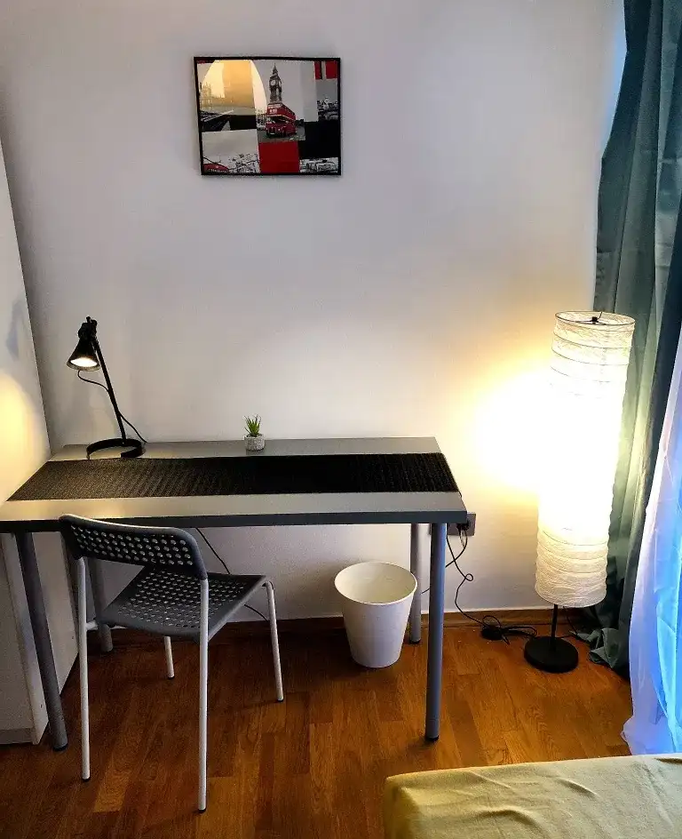 Pokój ul. DZIELNA / Śródmieście/ z balkonem - zdjęcie 2