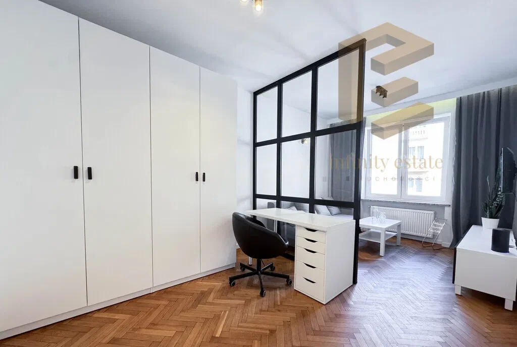 Nowoczesne studio – 30 m², Centrum ul. Narutowicza