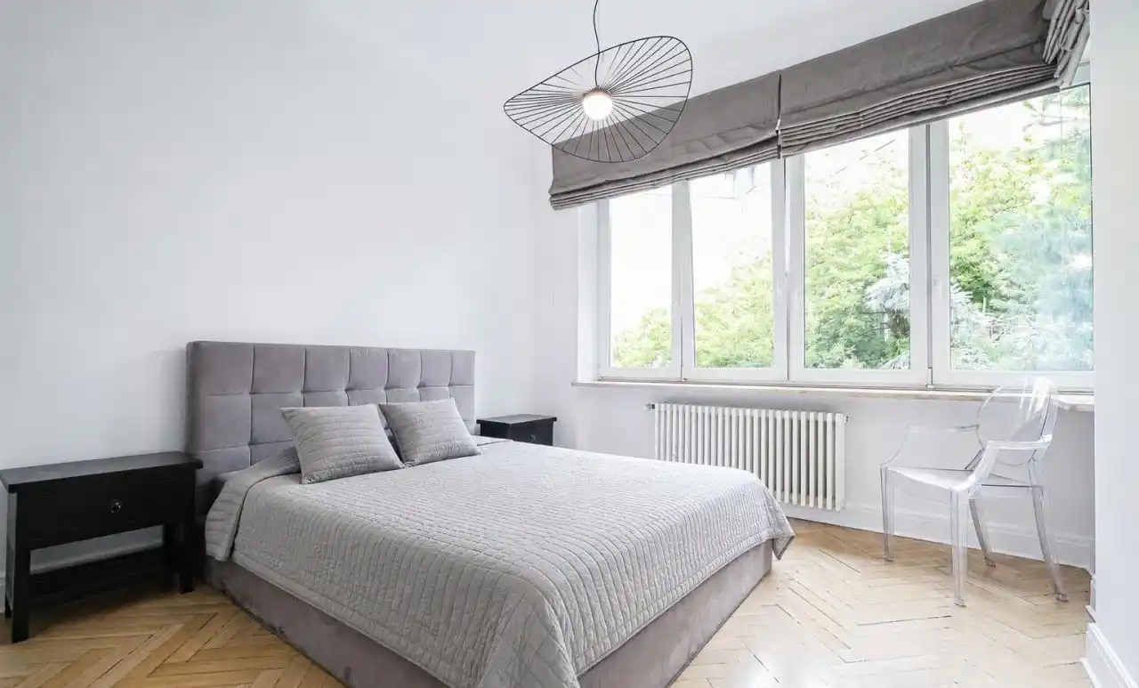 Warszawa Śródmieście, Powiśle - 4 pokojowe mieszkanie w kamienicy - zdjęcie 7