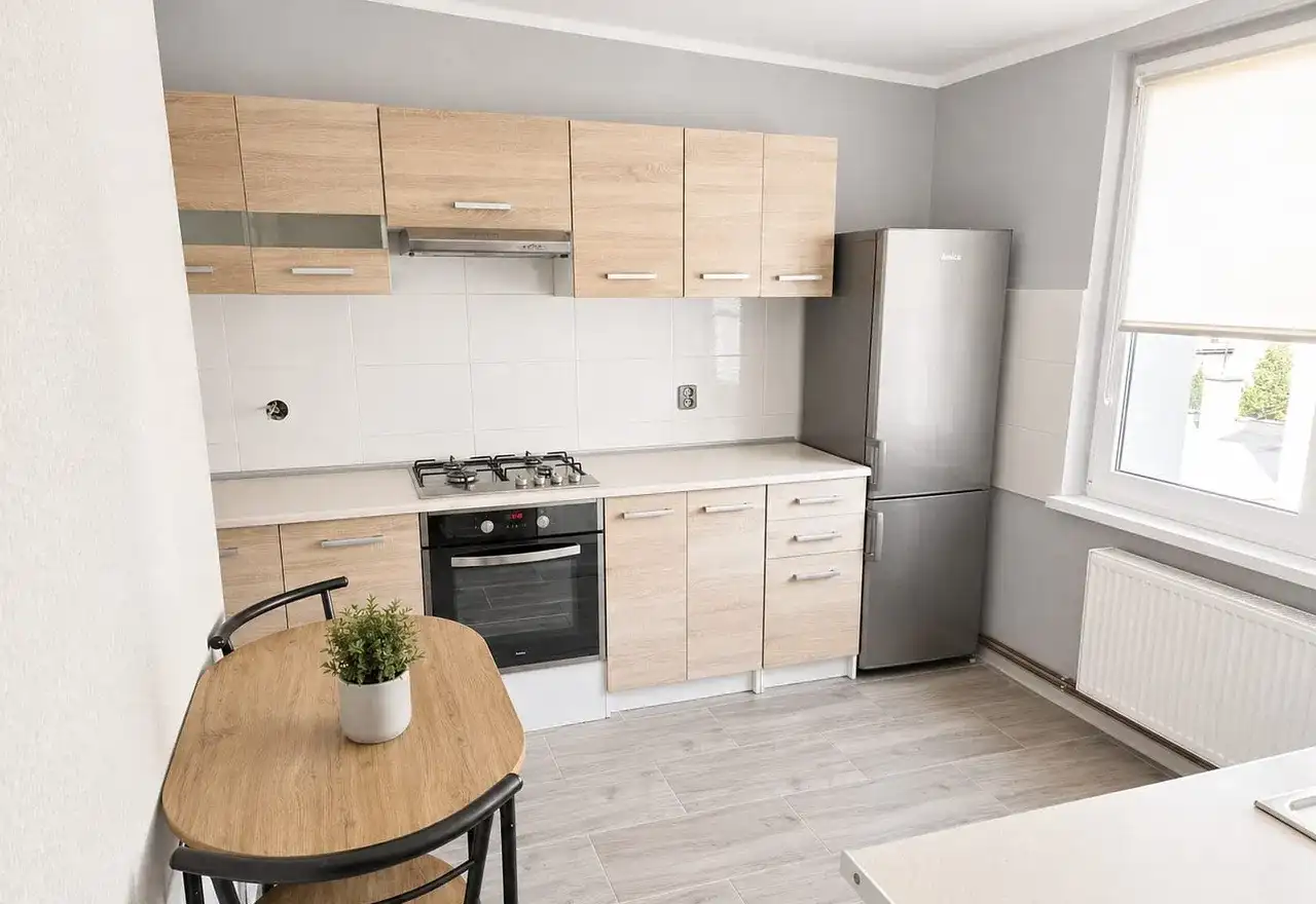 Przytulna kawalerka do wynajęcia – Bytom, Centrum, al. Legionów - zdjęcie 5