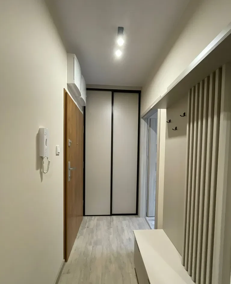 Pokój w nowym mieszkaniu w centrum Łodzi - zdjęcie 7
