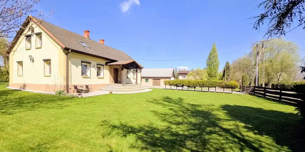 Dom z zapleczem 200m² w Goleszowie - zdjęcie 2