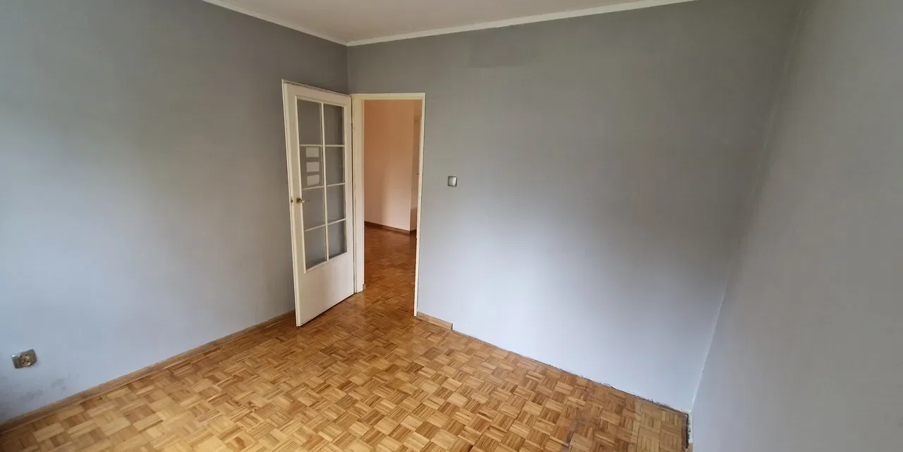 Mieszkanie 44m z oddzielną kuchnią na parterze gotowe do zamieszkania - zdjęcie 9