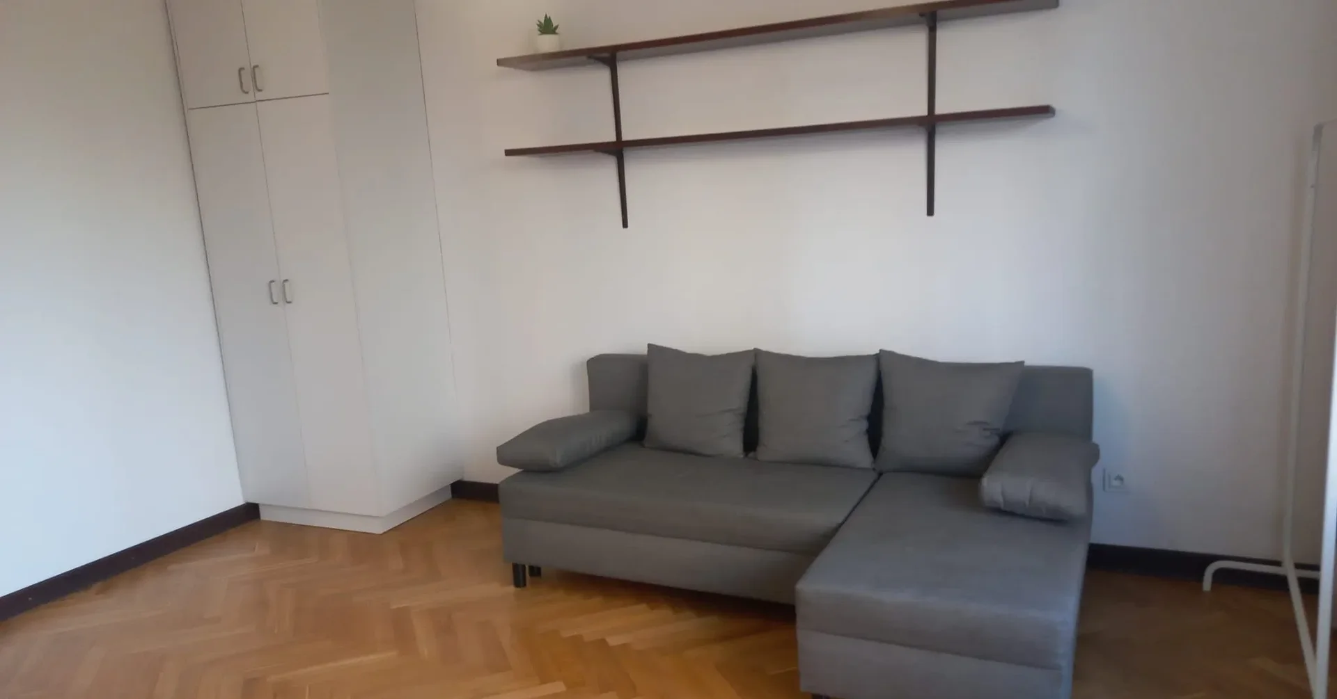 Kawalerka cicha z balkonem na ul. Maklakiewicza 17 - zdjęcie 2