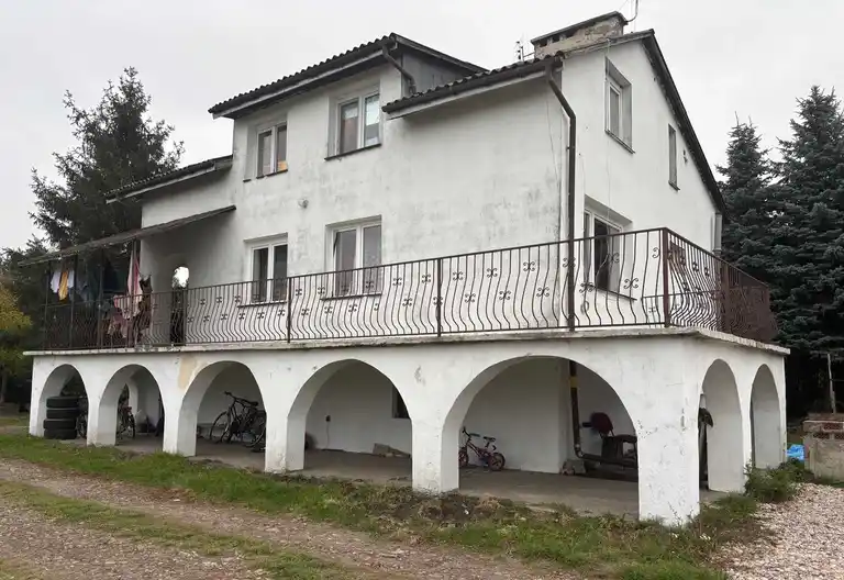Konstancin Jeziorna- dom wolnostojący 7000zł-działka 2200m2