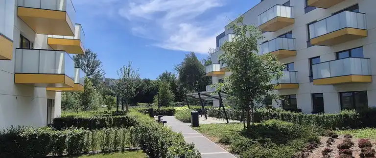 Piękna, jasna kawalerka w centrum miasteczka Wilanów - zdjęcie 10