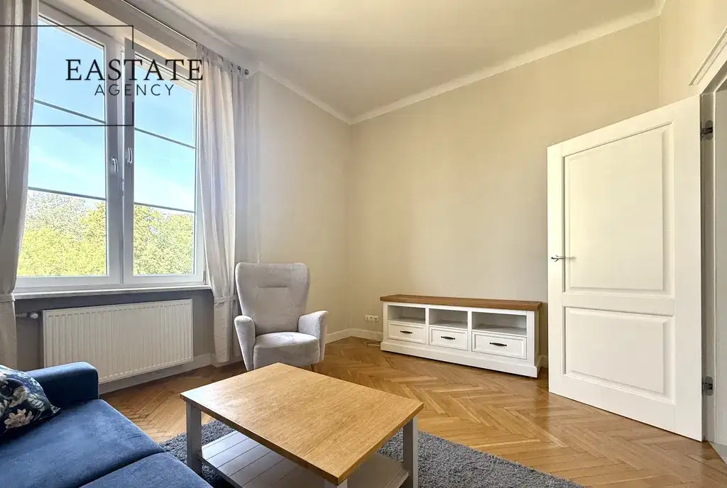 Śródmieście/ul. Długa/59m2/Parking - zdjęcie 2