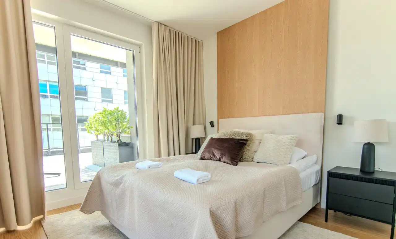 Czteropokojowy apartament na Mokotowie - zdjęcie 10