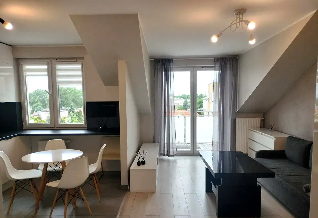 Komfortowe, 2pokojowe mieszkanie z balkonem - zdjęcie 4