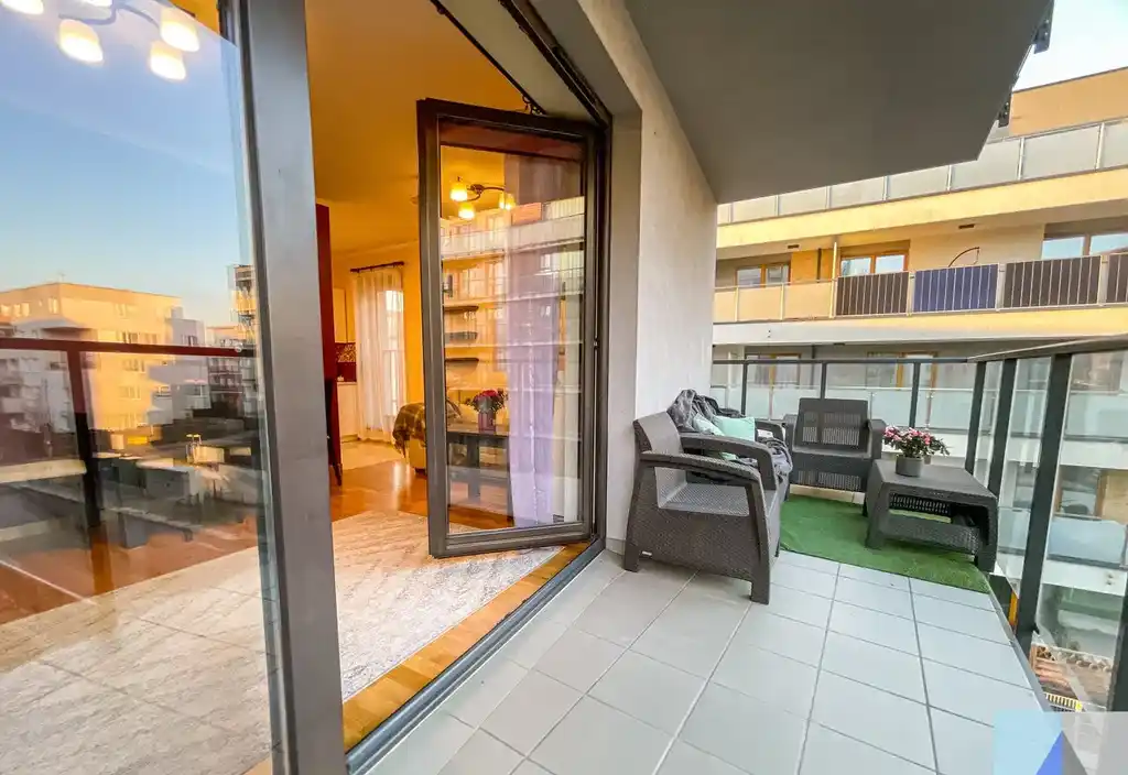 Nowoczesne, patio, garaż, duży BALKON! 2 sypialnie + salon z aneksem - zdjęcie 4