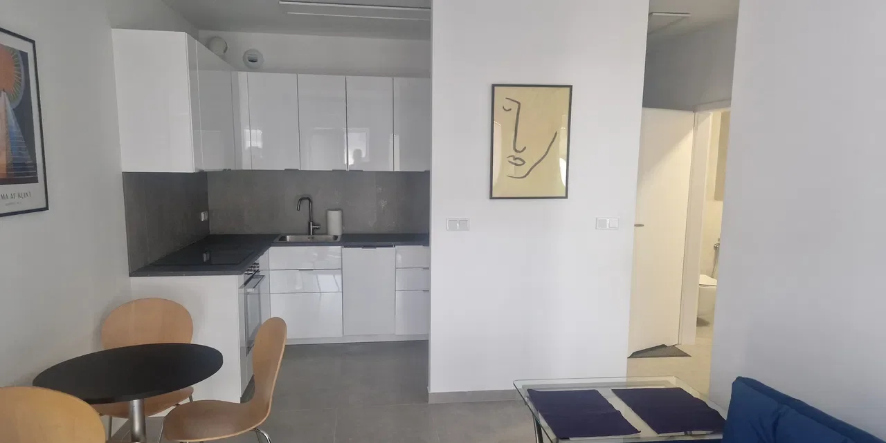 Nowe 2 pokoje 37 m², balkon, klima, parking – pierwszy najem. - zdjęcie 5