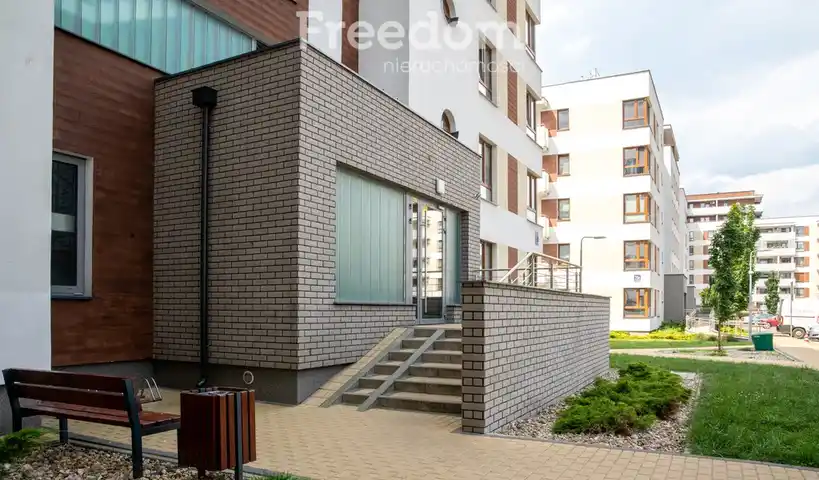 Komfortowe 3 pokojowe mieszkanie Radom oś.Magnolii - zdjęcie 8