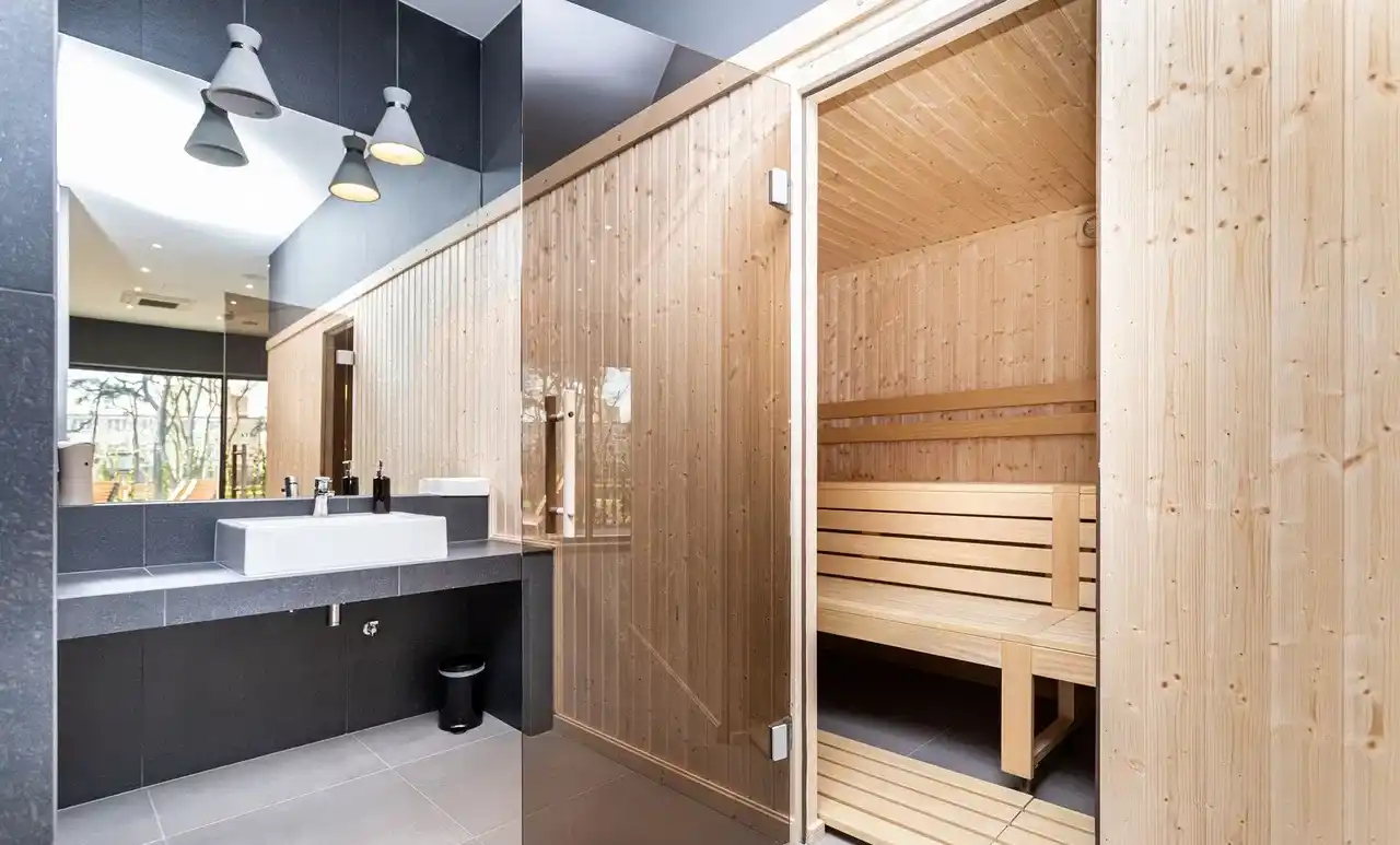 Apartament z sauną, siłownią i kortem tenisowym - zdjęcie 6