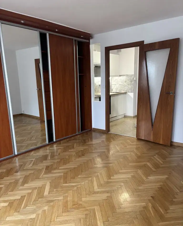 Najem lokalu mieszkalnego przy al. Jana Pawła II 18 w Warszawie - zdjęcie 9