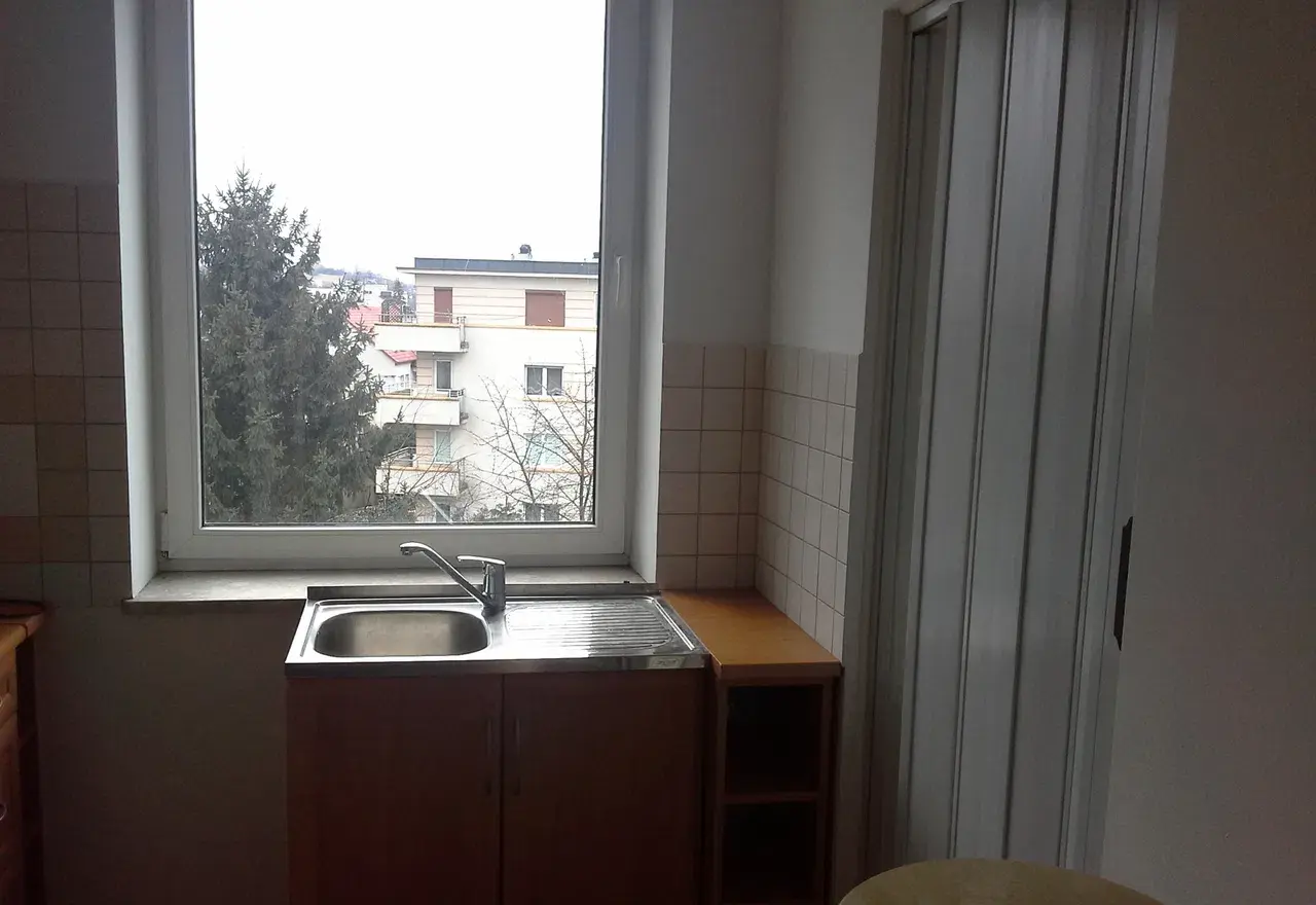 Do wynajęcia mieszkanie 2 pokojowe 40 m2 ul. Płaszowska Kraków - zdjęcie 7