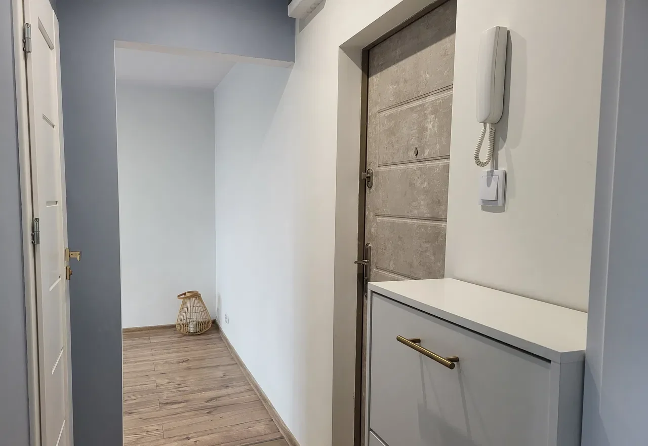 mieszkanie 2 pokoje, klimatyzacja / balkon, piwnica / ciepłe, ciche - zdjęcie 5