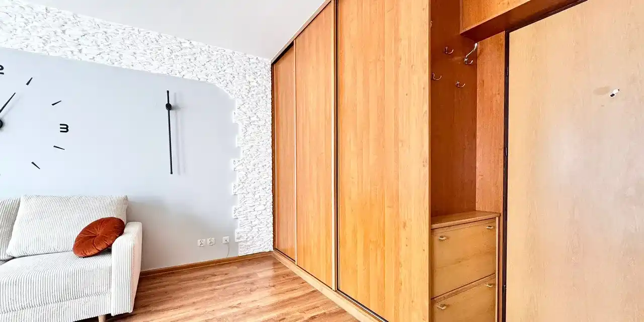 1 pokój | 30 m2 | 1 piętro | blok | cegła | plastikowe okna | miejskie ogrzewanie | 1590 zł + czynsz 600 zł + prąd 150 zł - zdjęcie 6