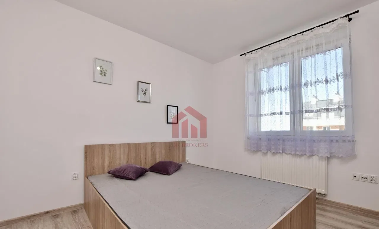 2-pokojowe mieszkanie z niezależną kuchnią - zdjęcie 5