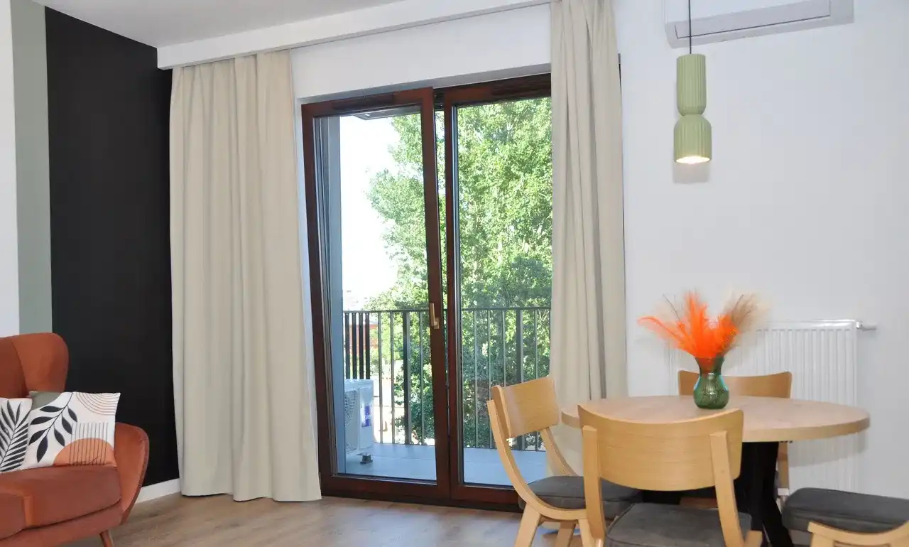 Komfortowe mieszkanie w nowym apartamentowcu na Pradze Północ - 45m2 - zdjęcie 3