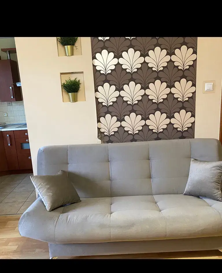 Bezczynszowe mieszkanie 3-pokojowe z balkonem i piwnicą 57 m² - zdjęcie 2
