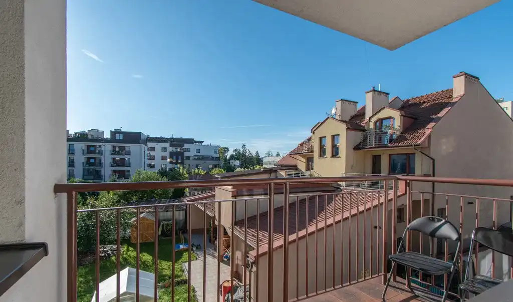 2-pokojowe mieszkanie z balkonem w Krakowie - zdjęcie 3