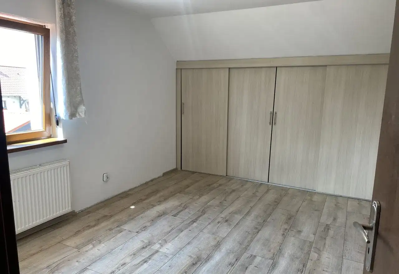 Mieszkanie 64 m² DO WYNAJĘCIA – jasne, wyposażone, spokojna okolica - zdjęcie 3