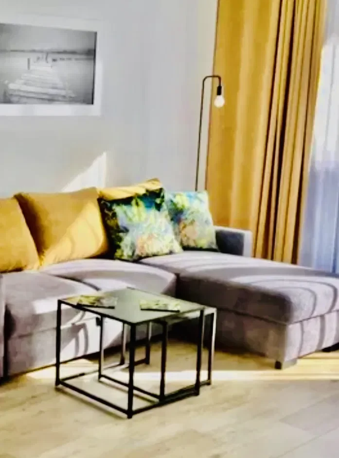 Nowe i eleganckie 2 pokojowe mieszkanie, balkon, garaż, blisko centrum - zdjęcie 10