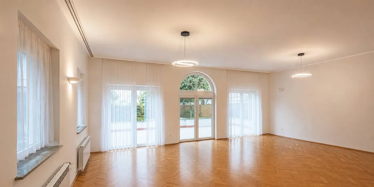 Dom przy Parku Decjusza | 180 m² | 10 arów | Dla rodziny lub firmy - zdjęcie 4