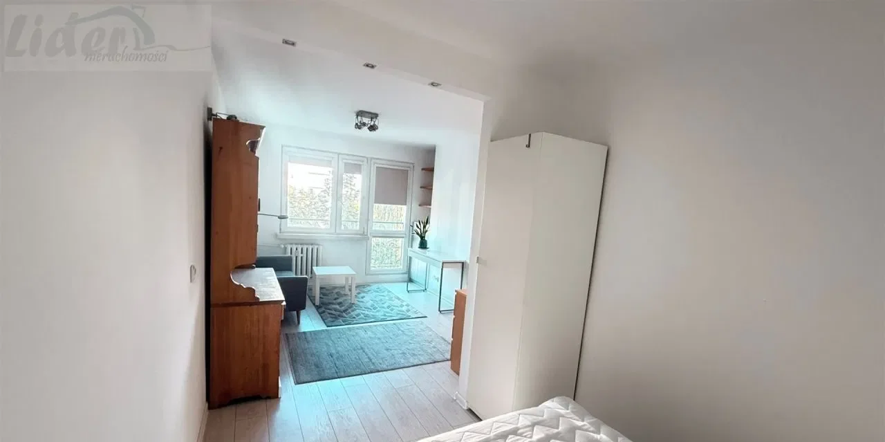 M-2 z wydzieloną sypialnią , balkon loggia - zdjęcie 5