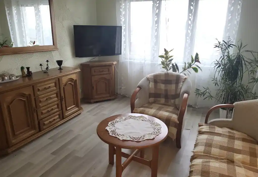 Mieszkanie 3-pokojowe z balkonem w Lesznie - zdjęcie 4