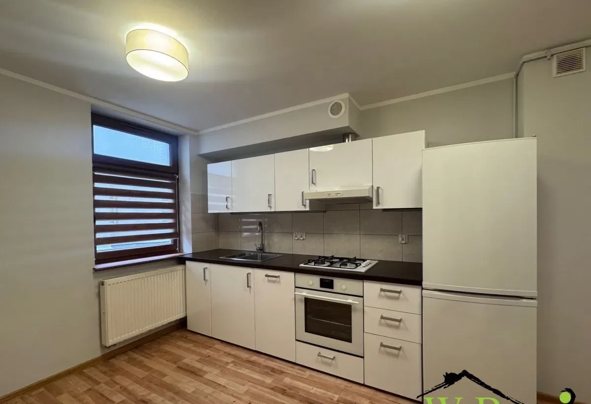 Mieszkanie na parterze w centrum Bytomia, ul. Dworcowa do wynajęcia.