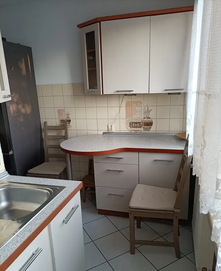 Pokój do wynajęcia we Wrocławiu z pełnym wyposażeniem - zdjęcie 5
