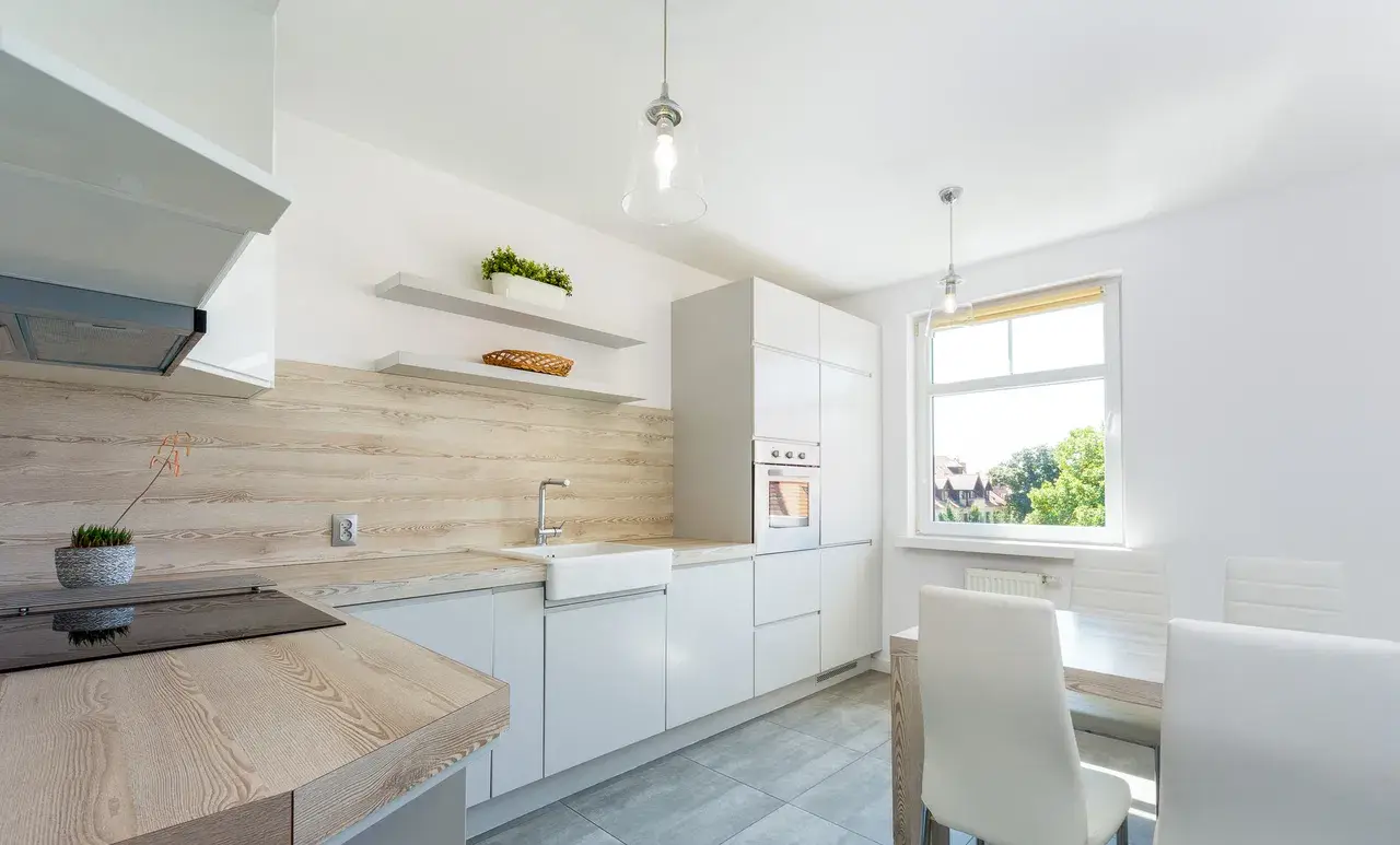 60m2/ 2 pokoje/ duży balkon/ ul. Zwycięska