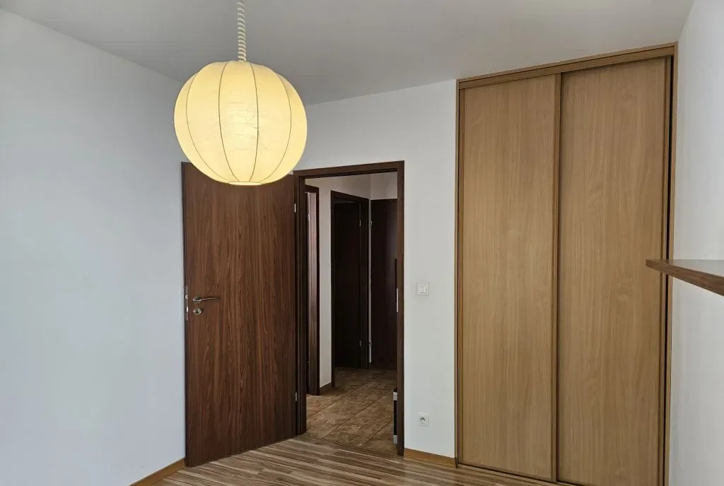 Przestronne 2 pok. mieszkanie z oddzielną kuchnią - zdjęcie 8