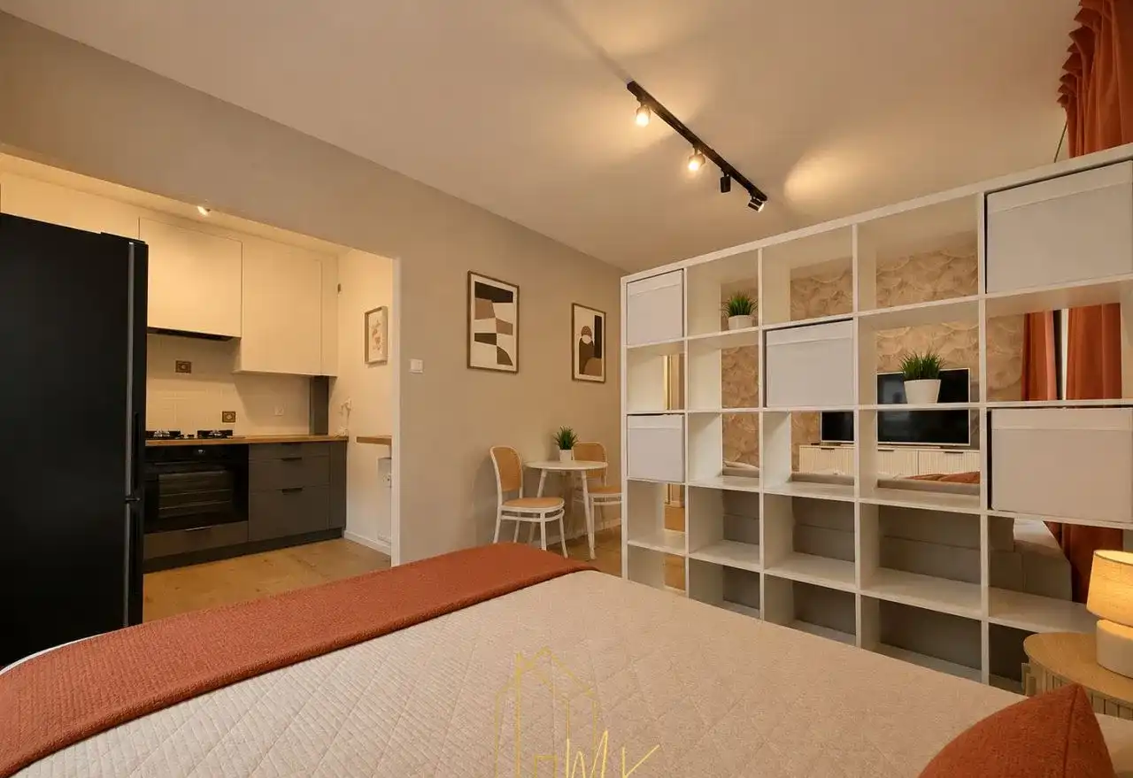 studio z wydzieloną sypialnią/ parking/ balkon/cen - zdjęcie 7