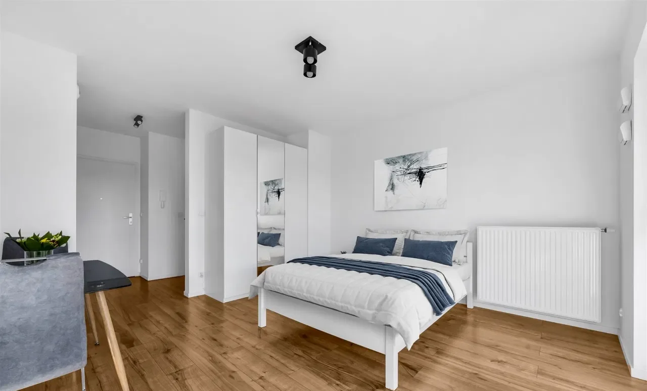 Mieszkanie 24 m2 w apartamentowcu z 2021 r., z klimatyzacją