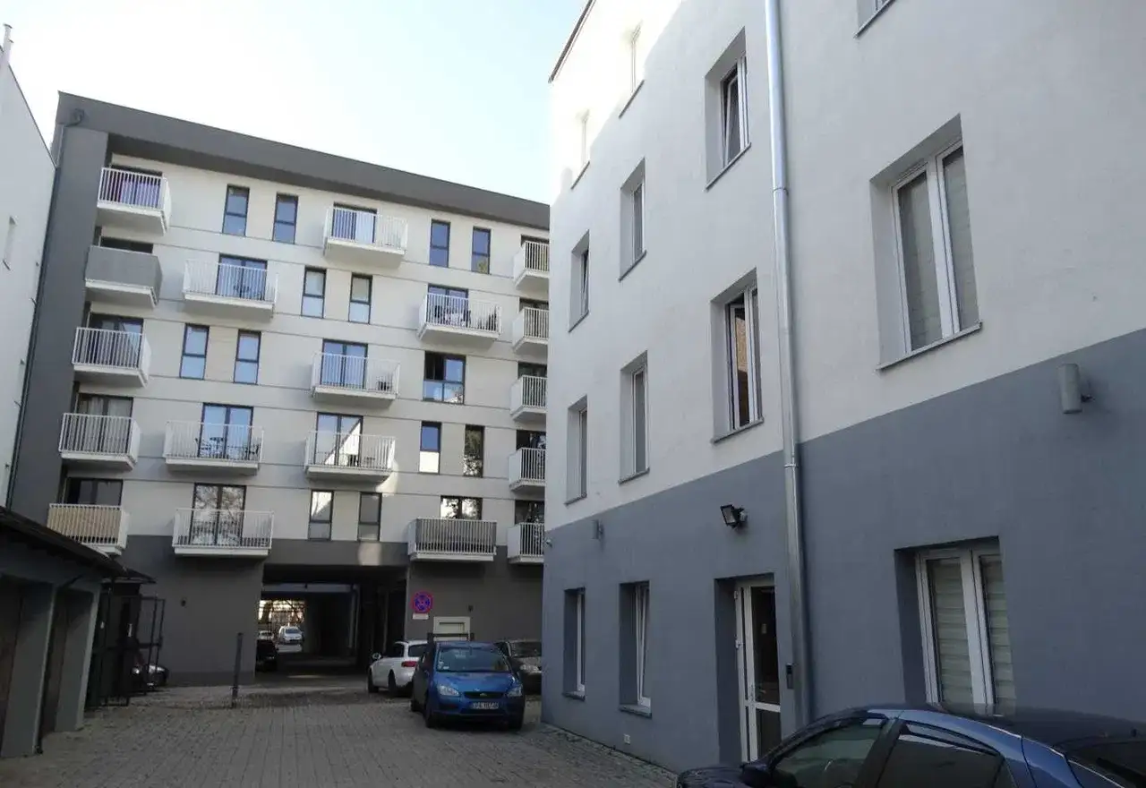 Industrialna kawalerka 24 m² w Łodzi (Śródmieście) - zdjęcie 8